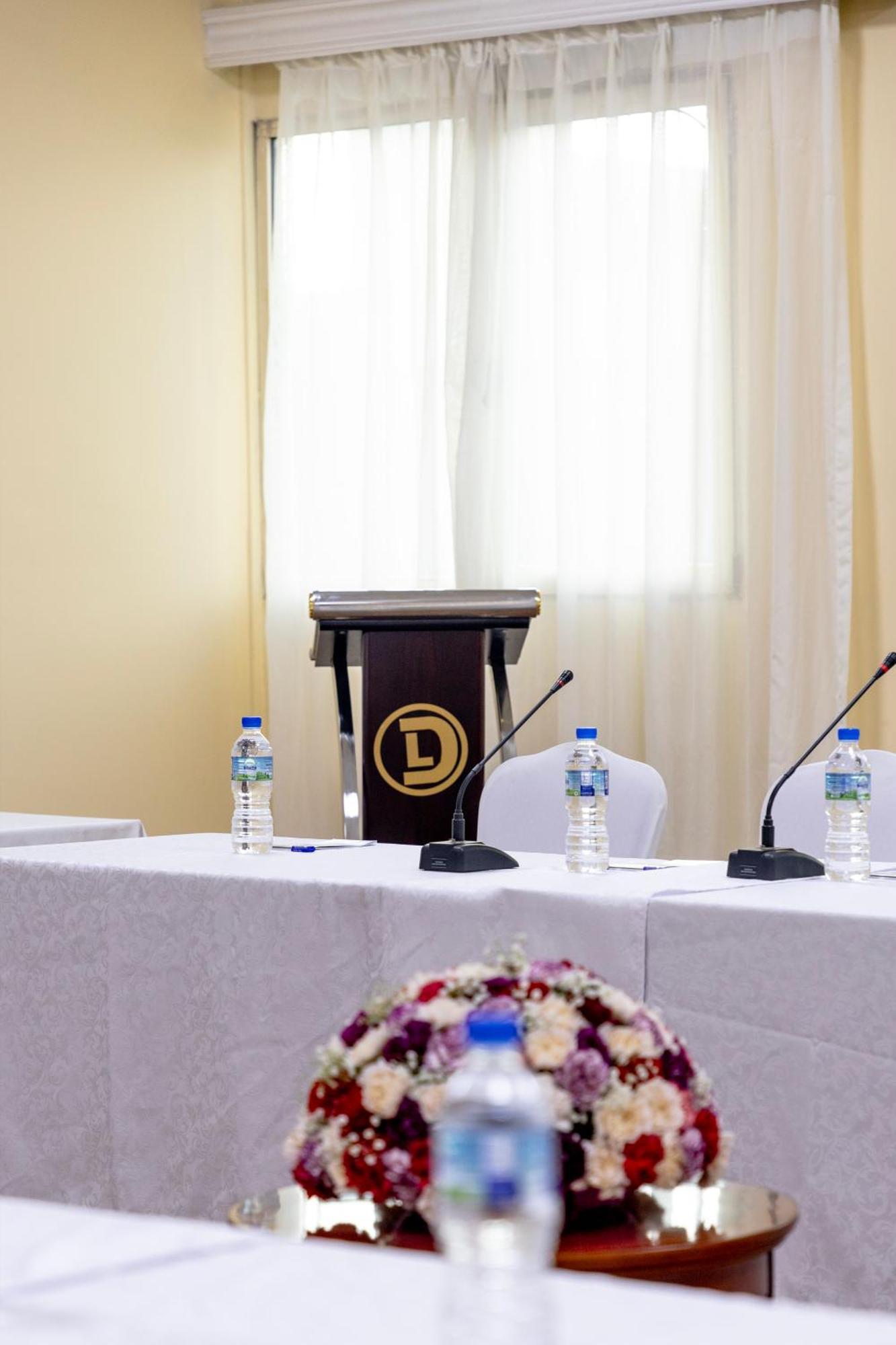 Dreamliner Hotel Addis-Abeba Extérieur photo